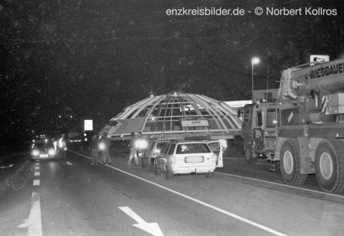 Transport und Baustelle Glaskuppel Rathaus Mühlacker